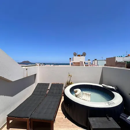 Jable De Lujo En El Centro Corralejo